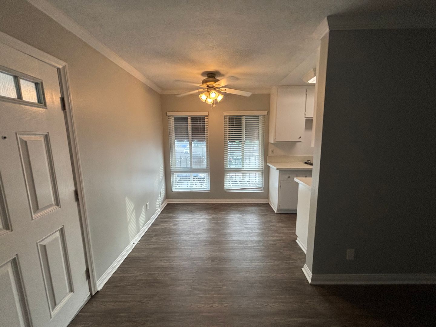 Norwalk Apartment: 10853 Firestone Blvd.