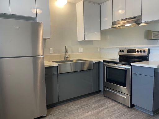 Villa Del Sol | 2 Bed 1.5 Bath | Upstairs – photo 1