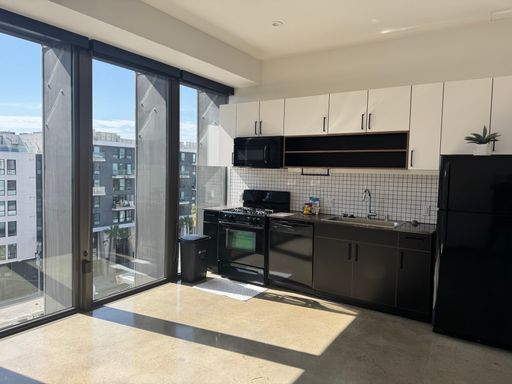 Edison | The Pacific | 1 Bed 1 Bath – photo 1
