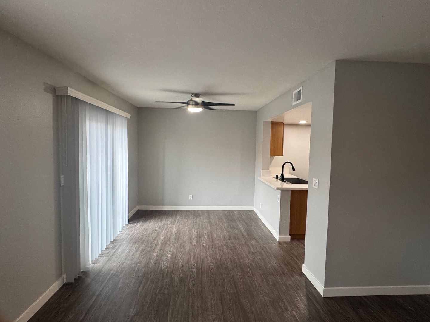 Riverside Apartment: 3957 Pierce Street