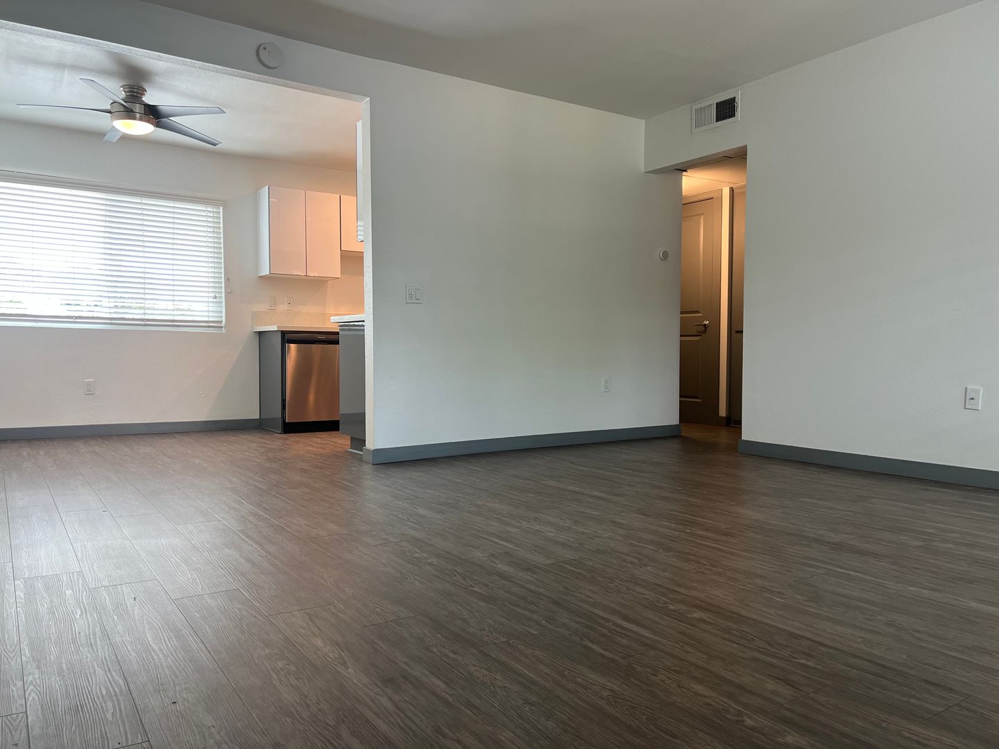 Fullerton Apartment: 2656 Associated Road