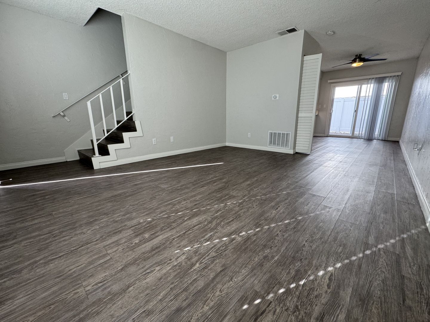 Anaheim Apartment: 2965 E. Jackson