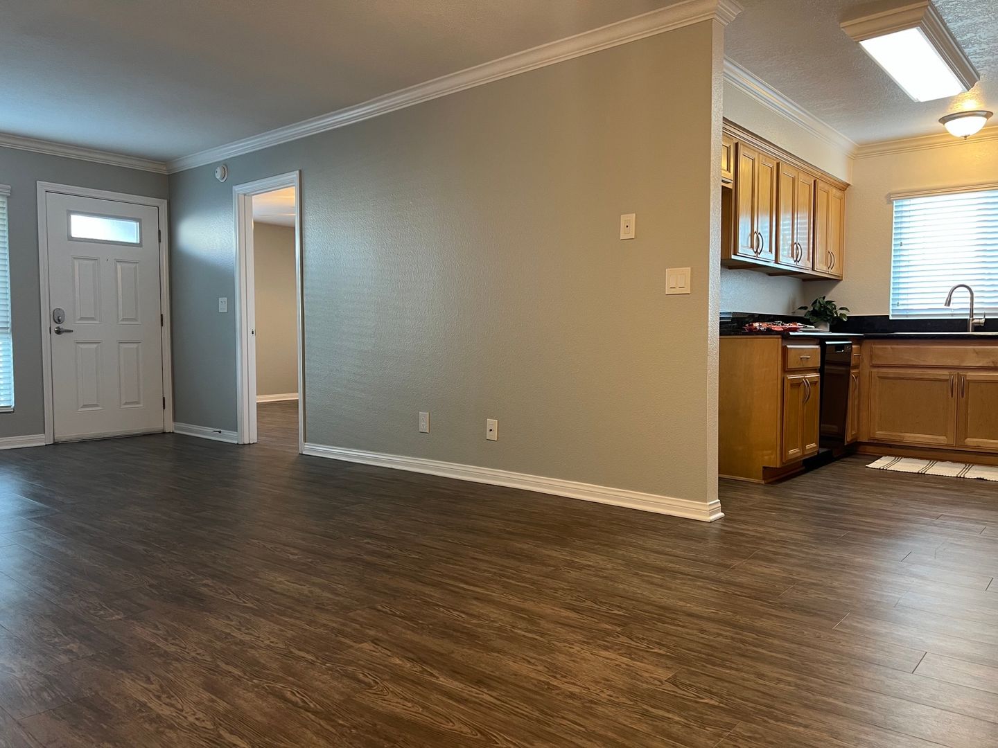 Fullerton Apartment: 1501 S. Highland Avenue