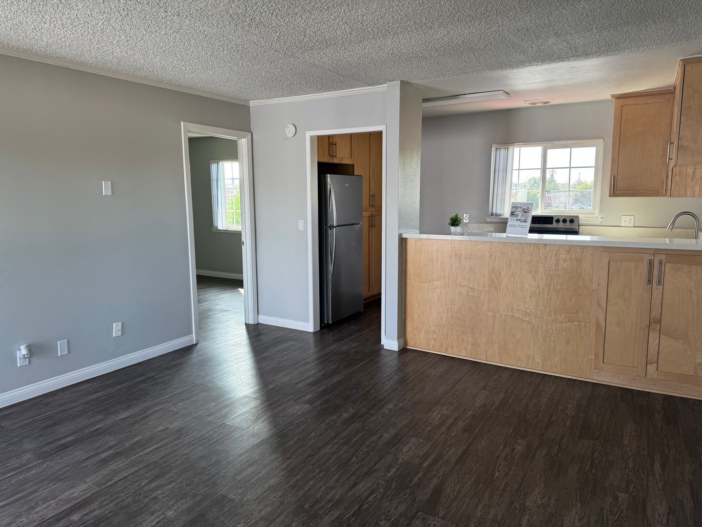 Santa Ana Apartment: 811 S. Fairview