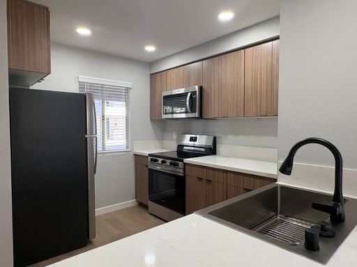 The Grand | The Cove | 2 Bed 2 Bath – photo 1