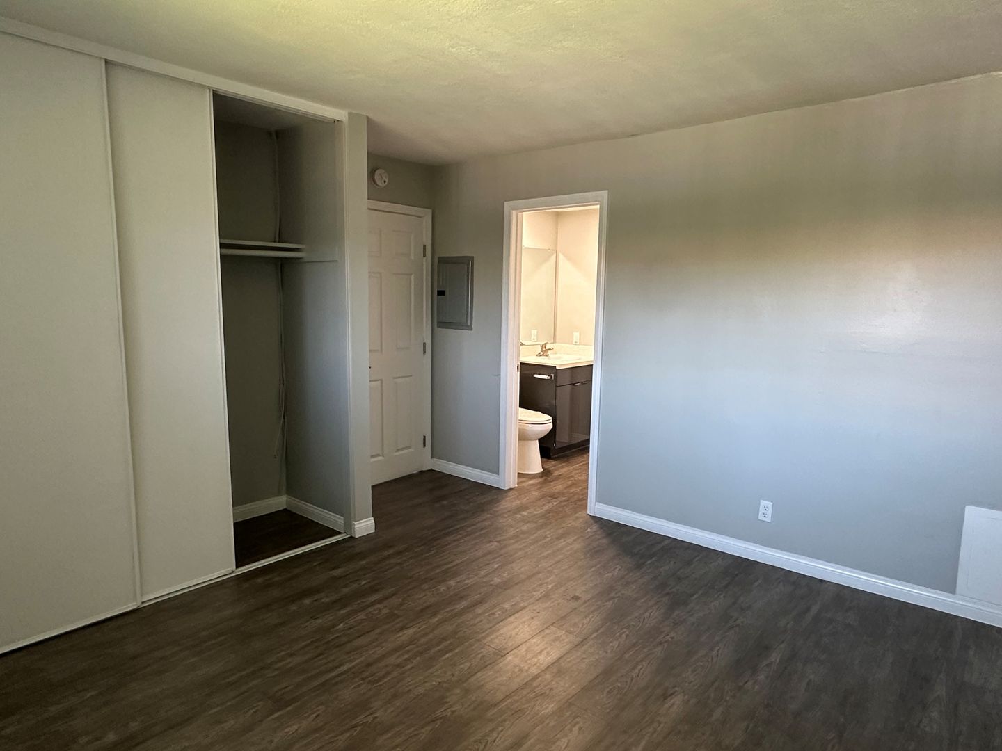 055 - Villa Del Sol Apartment Homes 84 of 177