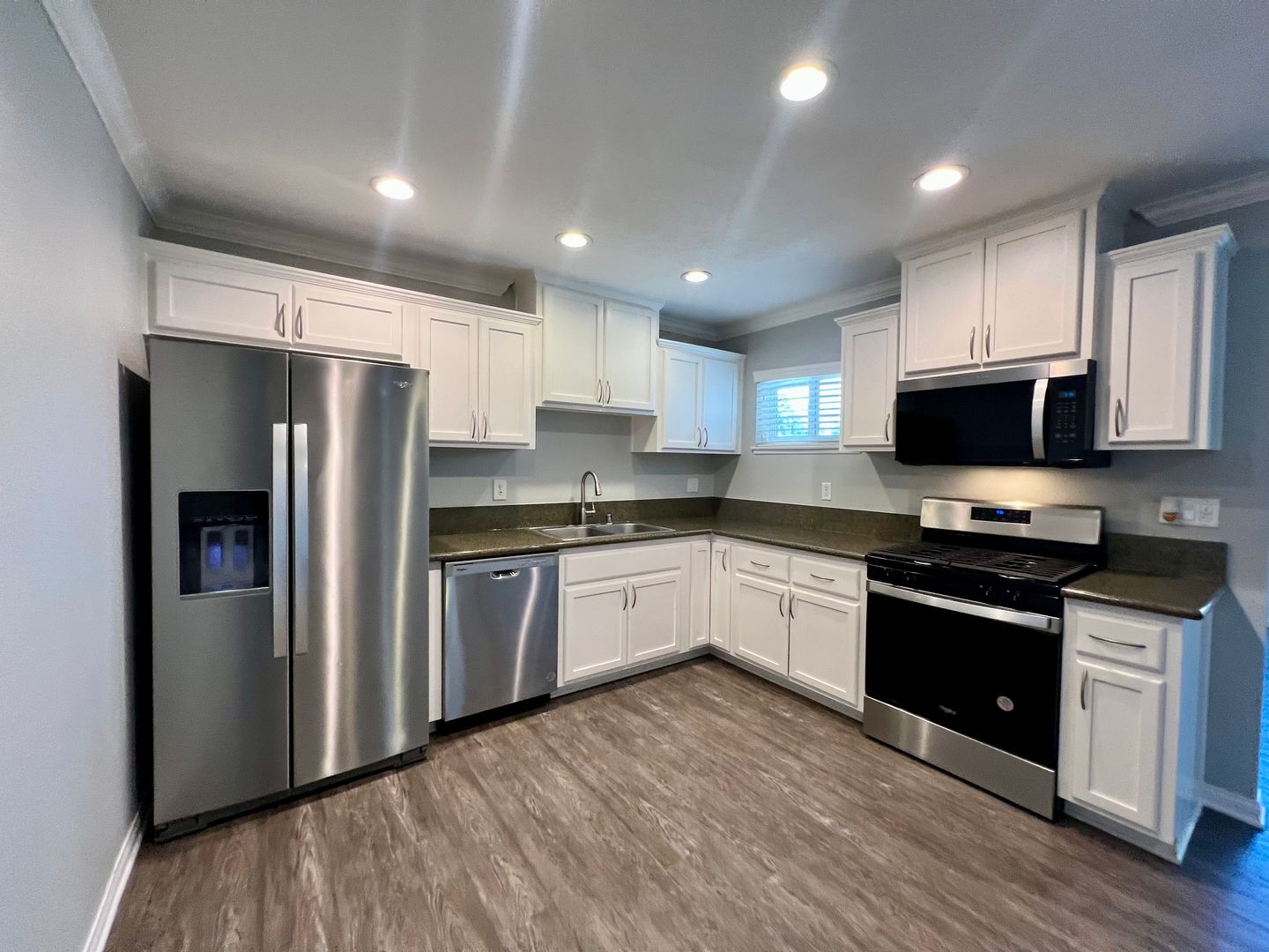 Garden Grove Apartment: 13884 Euclid Avenue