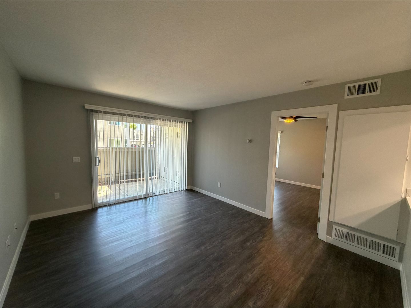 Riverside Apartment: 7600 Ambergate Place