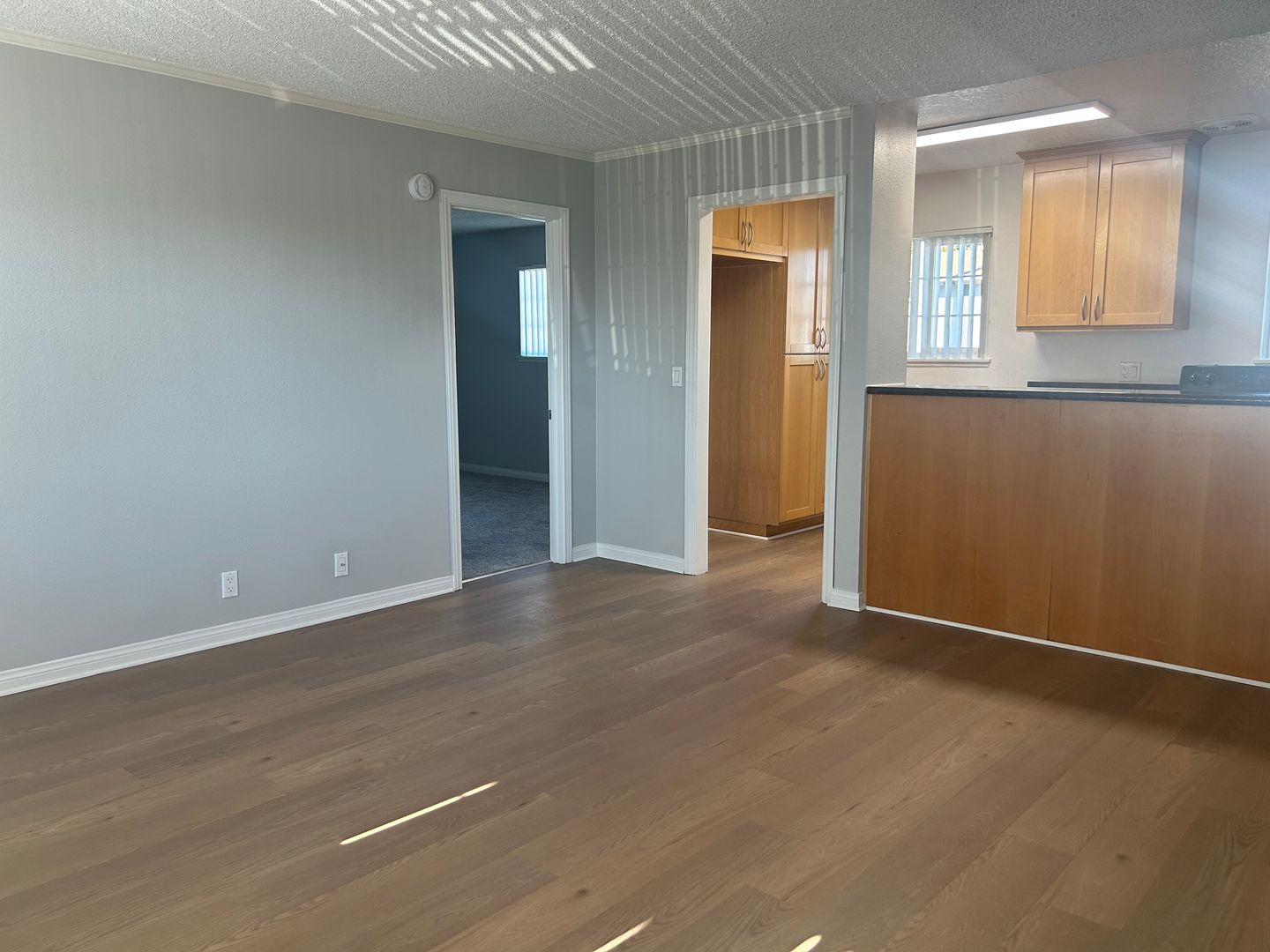 Santa Ana Apartment: 811 S. Fairview