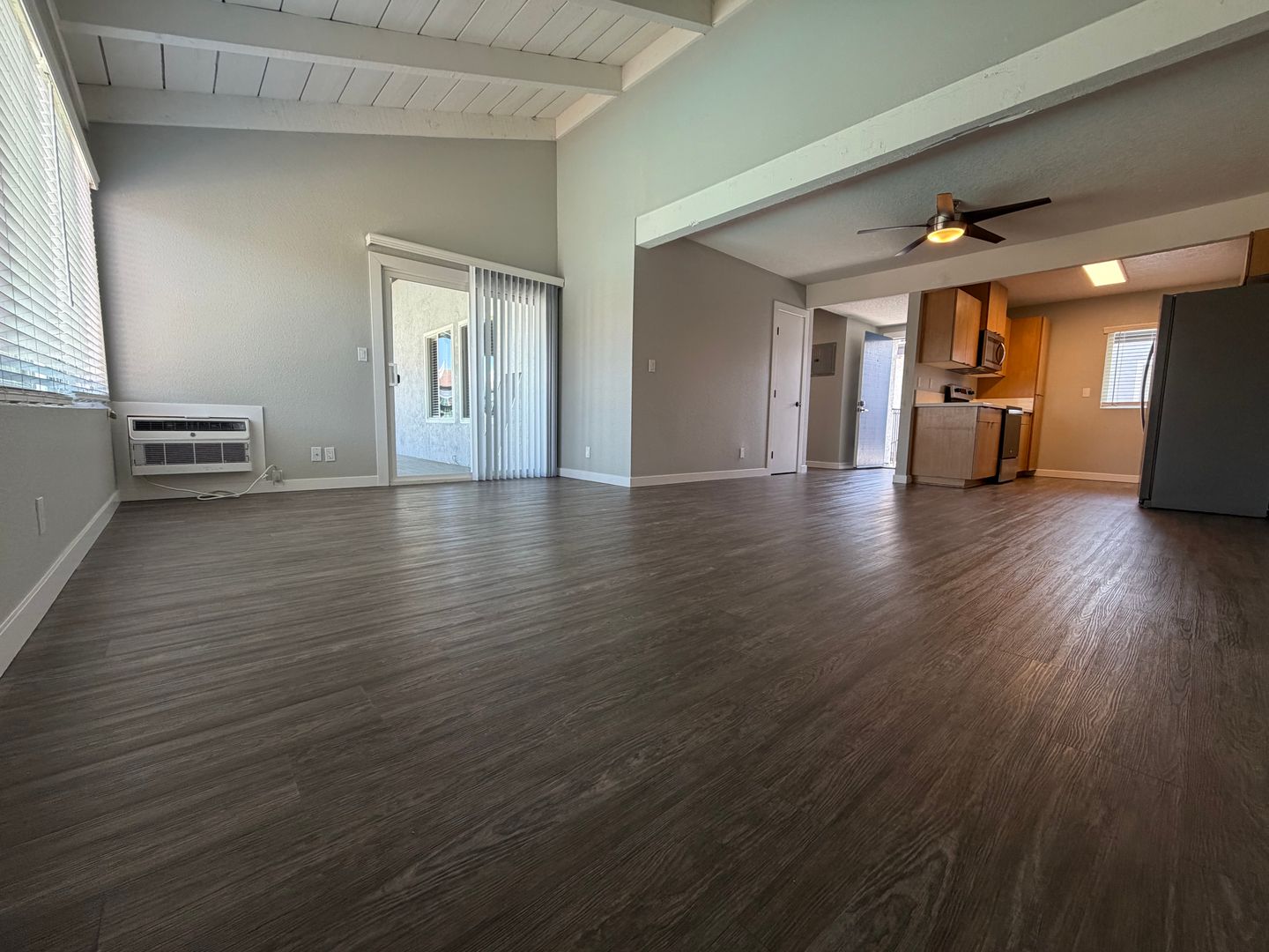 Westminster Apartment: 14221 Edwards Street