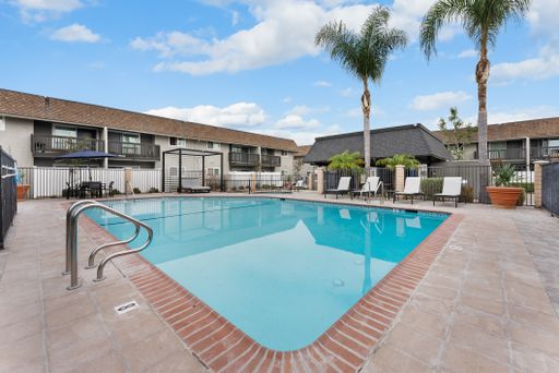 Summer Crest | 2 Bed 2 Bath | Downstairs – photo 1