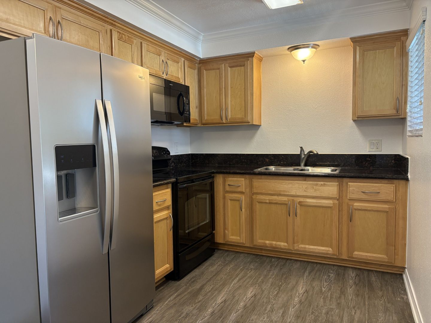 Fullerton Apartment: 1501 S. Highland Avenue