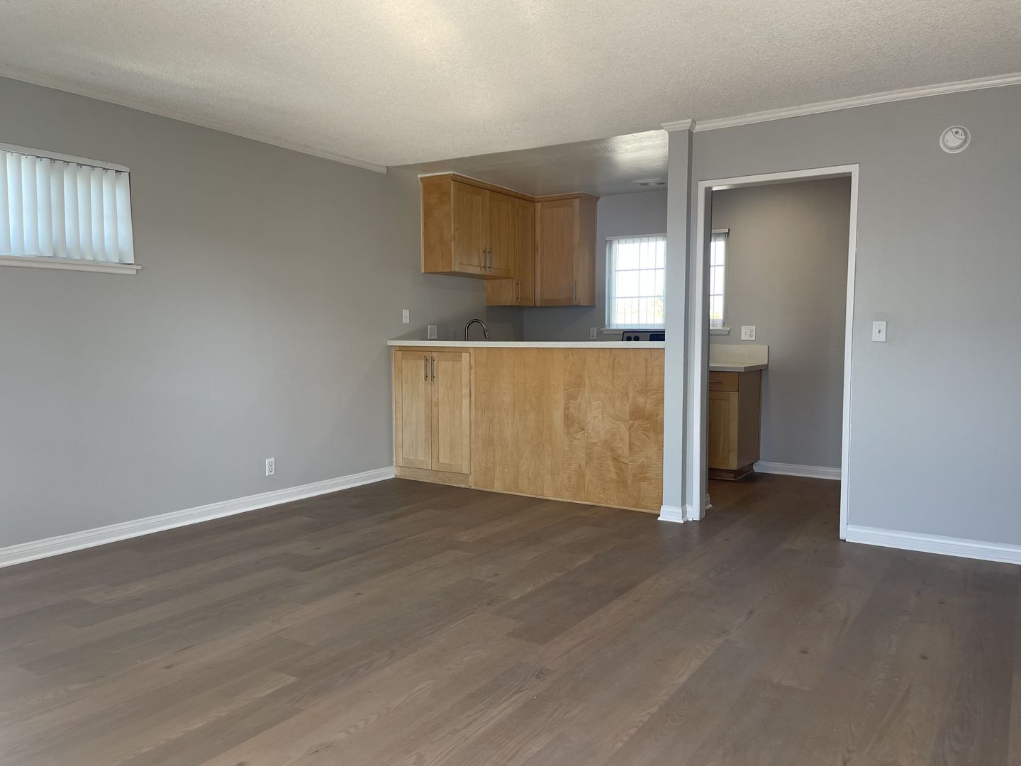 Santa Ana Apartment: 811 S. Fairview