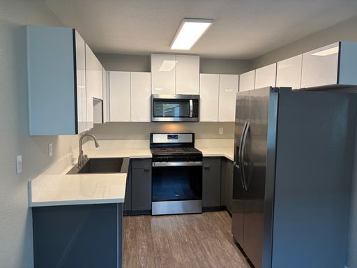 The Lincoln on Grand | The Jefferson | 2 Bed 1 Bath | 1st Floor – photo 1