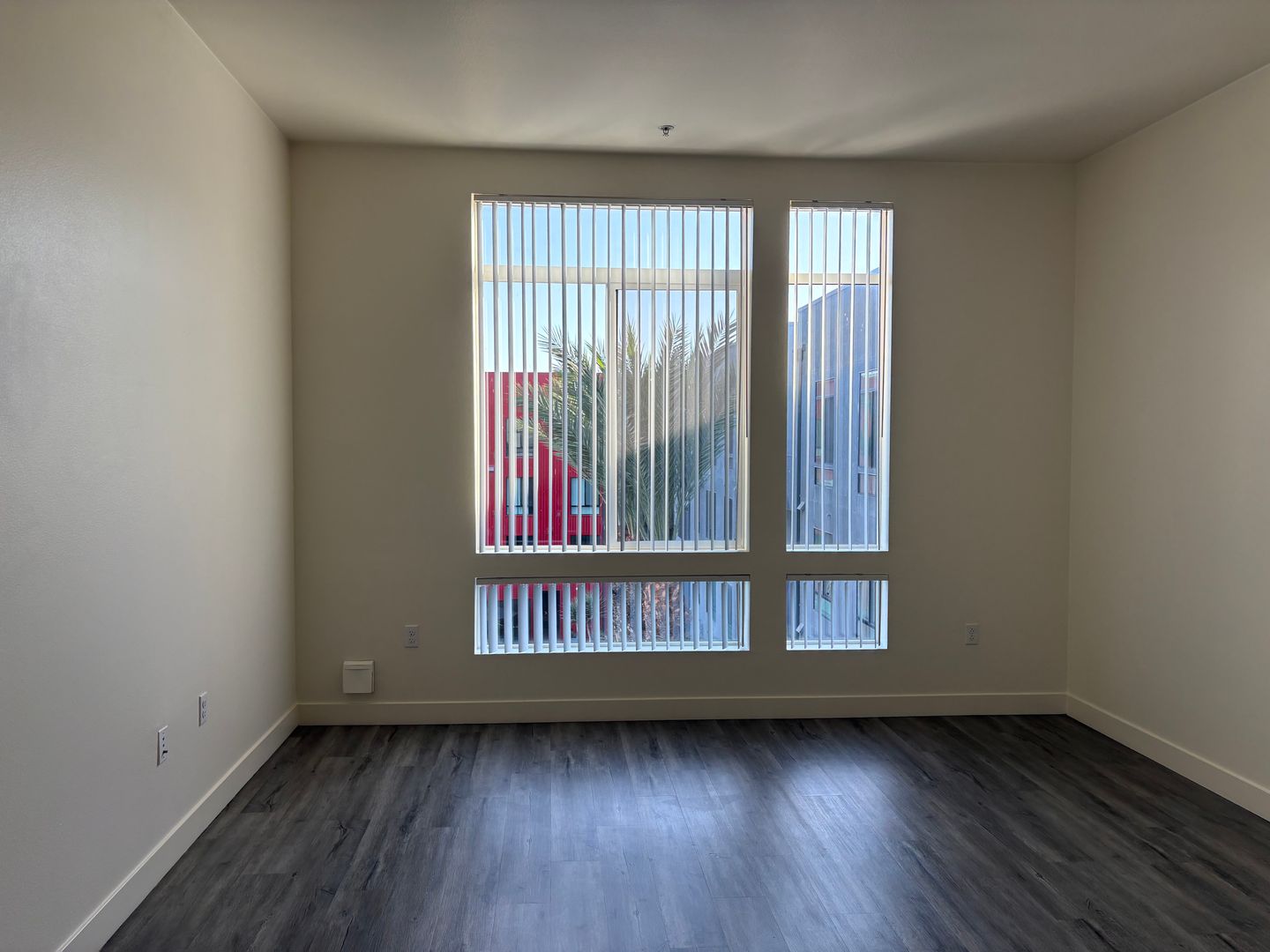 128 - Mission Lofts 3 of 5