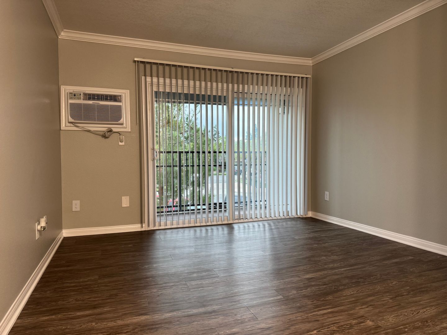 Fullerton Apartment: 1501 S. Highland Avenue