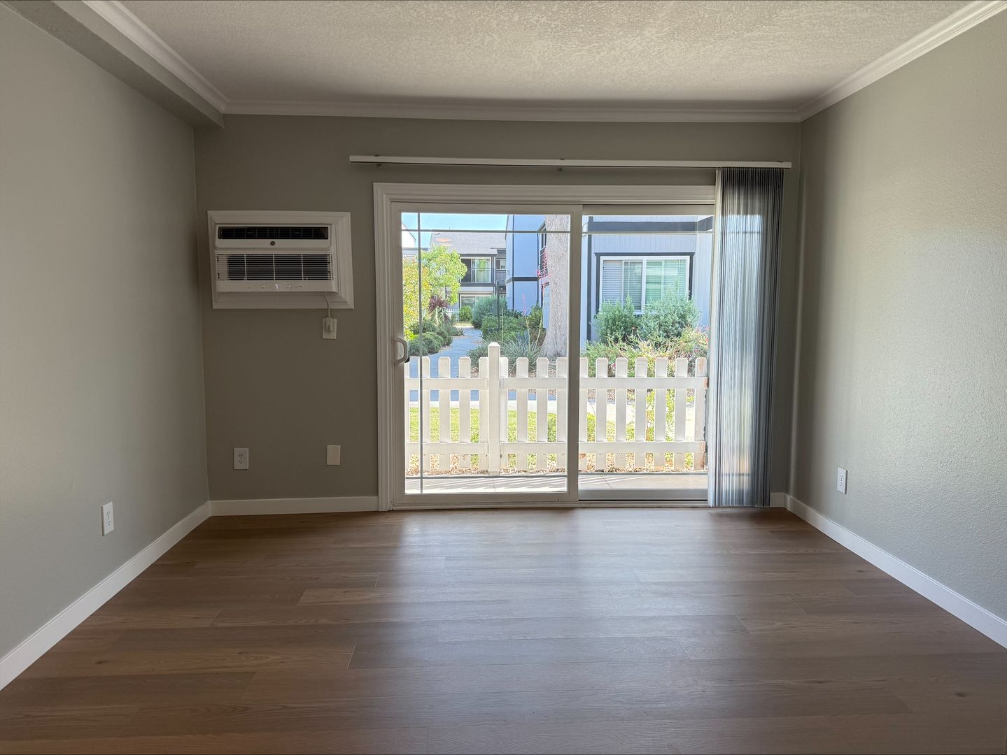 Fullerton Apartment: 1501 S. Highland Avenue
