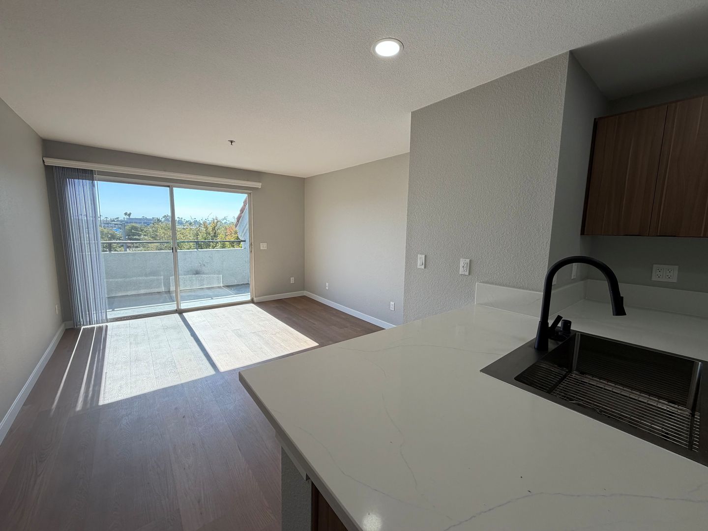 Costa Mesa Apartment: 2855 Pinecreek Drive
