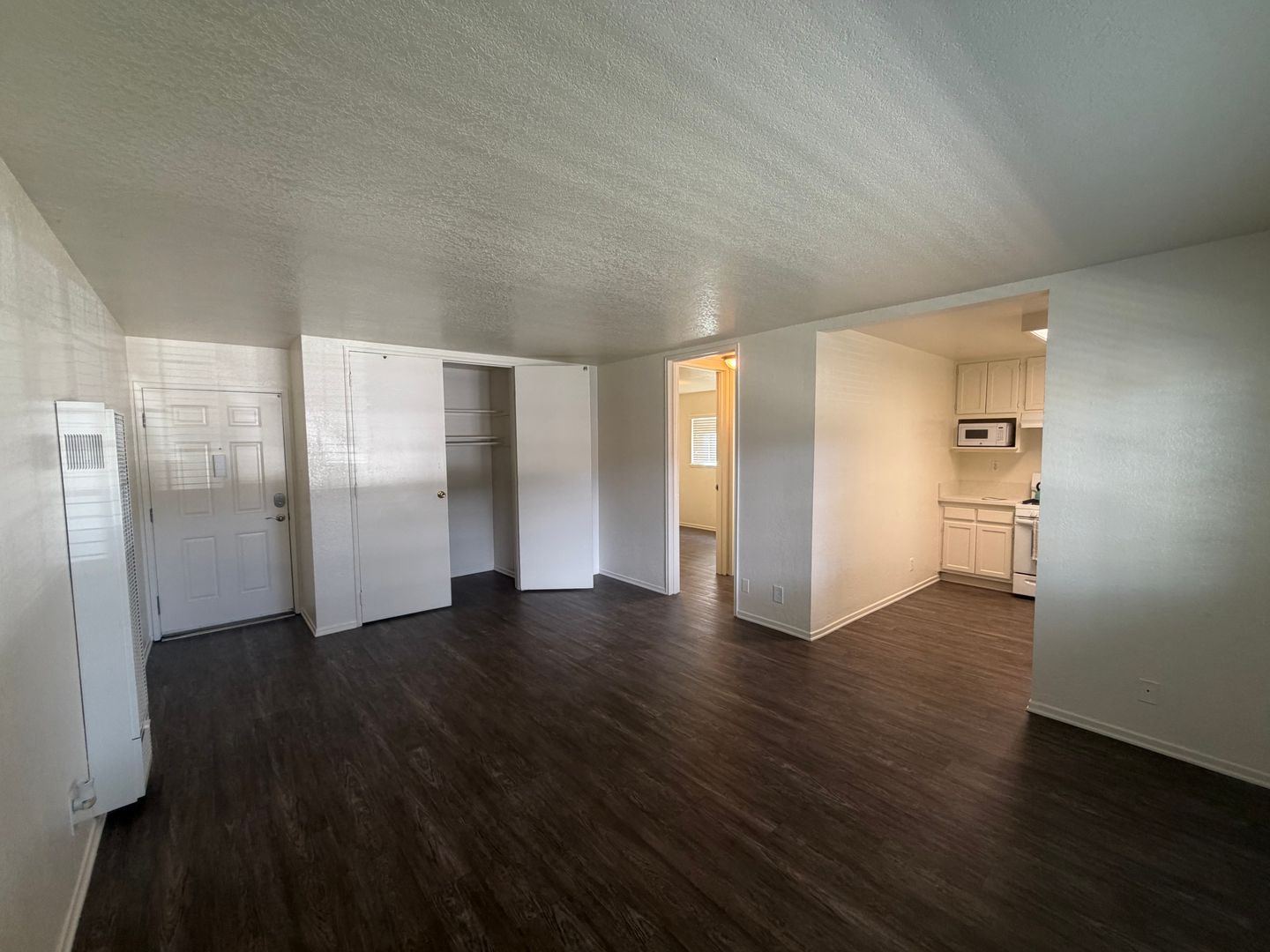 Lakewood Apartment: 4907 1/4 Hayter Avenue