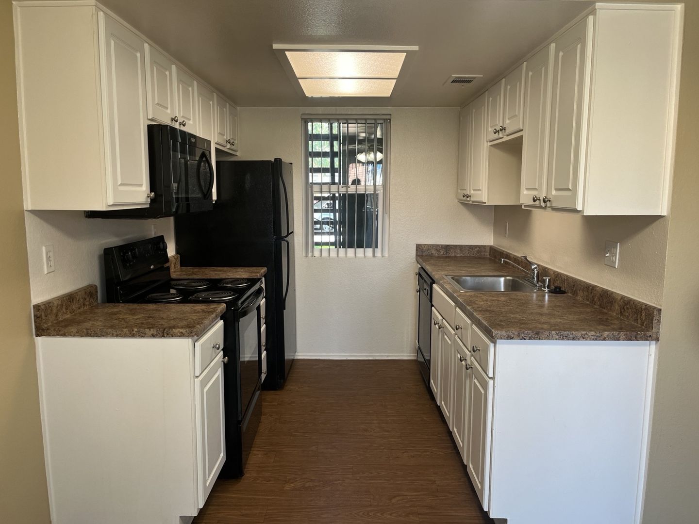Riverside Apartment: 3957 Pierce Street