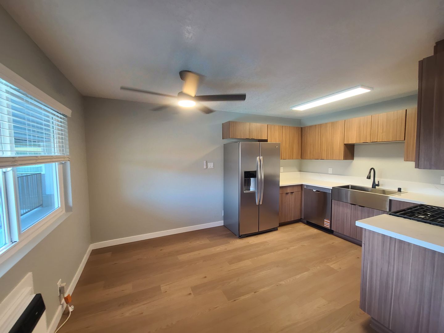 Long Beach Apartment: 1718 Ximeno Avenue