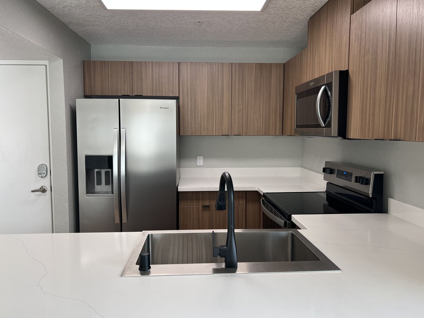 Santa Ana Apartment: 2111 W. 17th Street