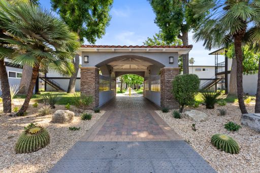 Villa Del Sol | 2 Bed 1.5 Bath | Upstairs – photo 1