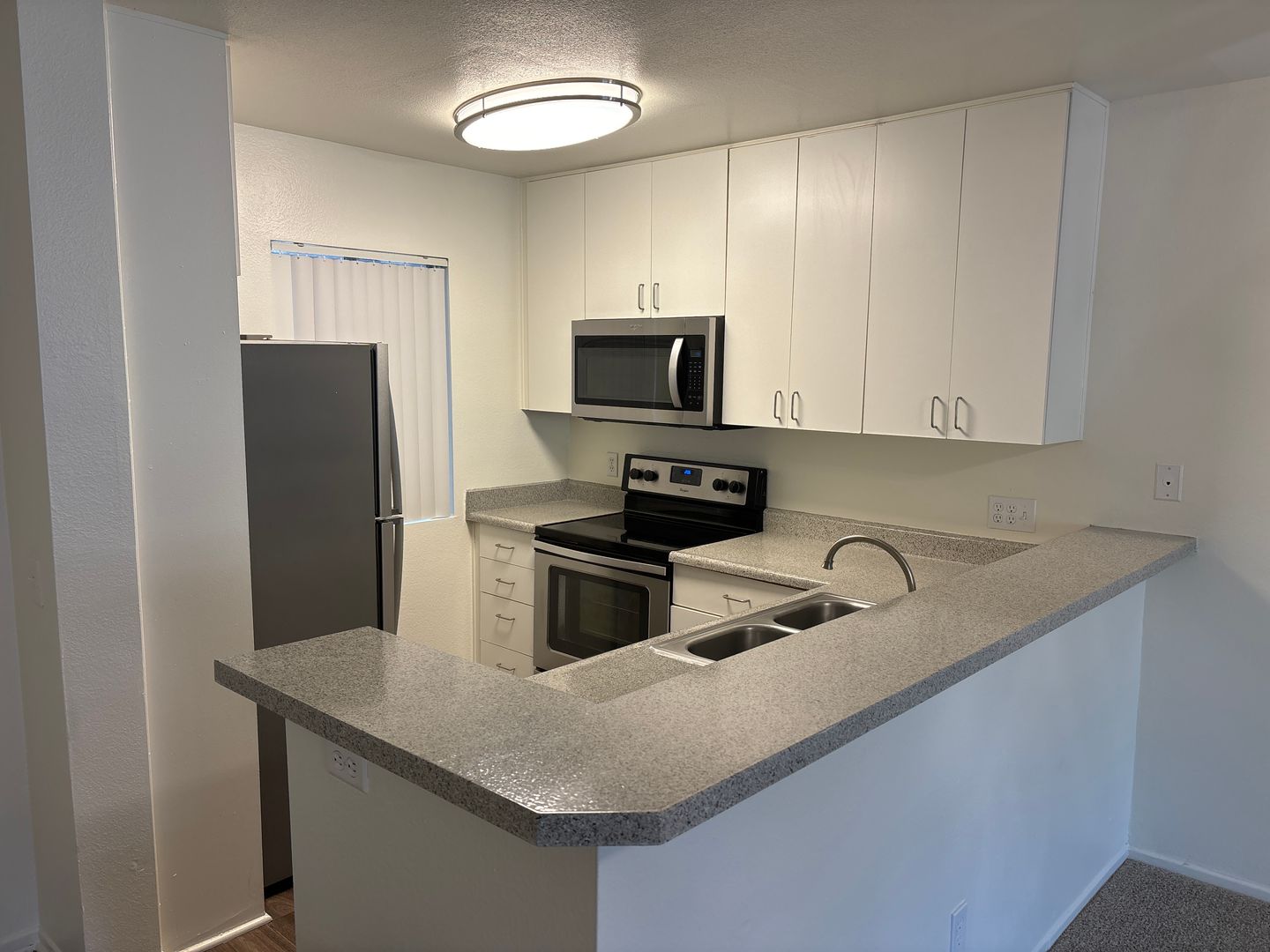 Costa Mesa Apartment: 2855 Pinecreek Drive