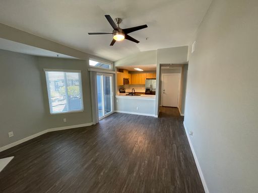 River House | The Thames | 2 Bed 2 Bath | 3rd Floor – photo 1