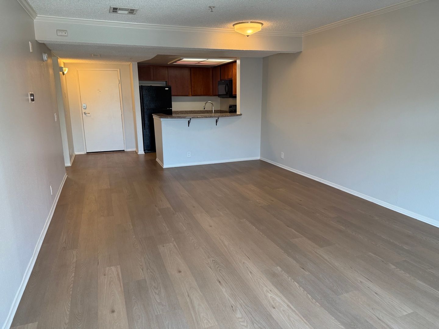 Santa Ana Apartment: 300 West 2nd Street