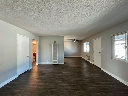 The Circle | 2 Bed 1 Bath | 2nd Floor – photo 1