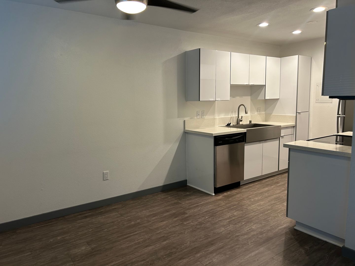 Fullerton Apartment: 2656 Associated Road