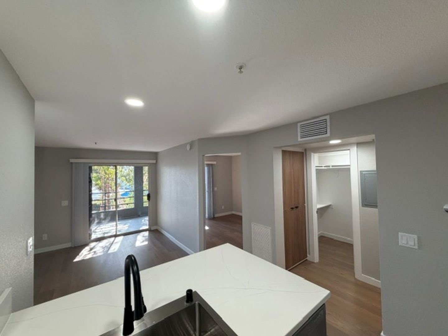 Costa Mesa Apartment: 2855 Pinecreek Drive