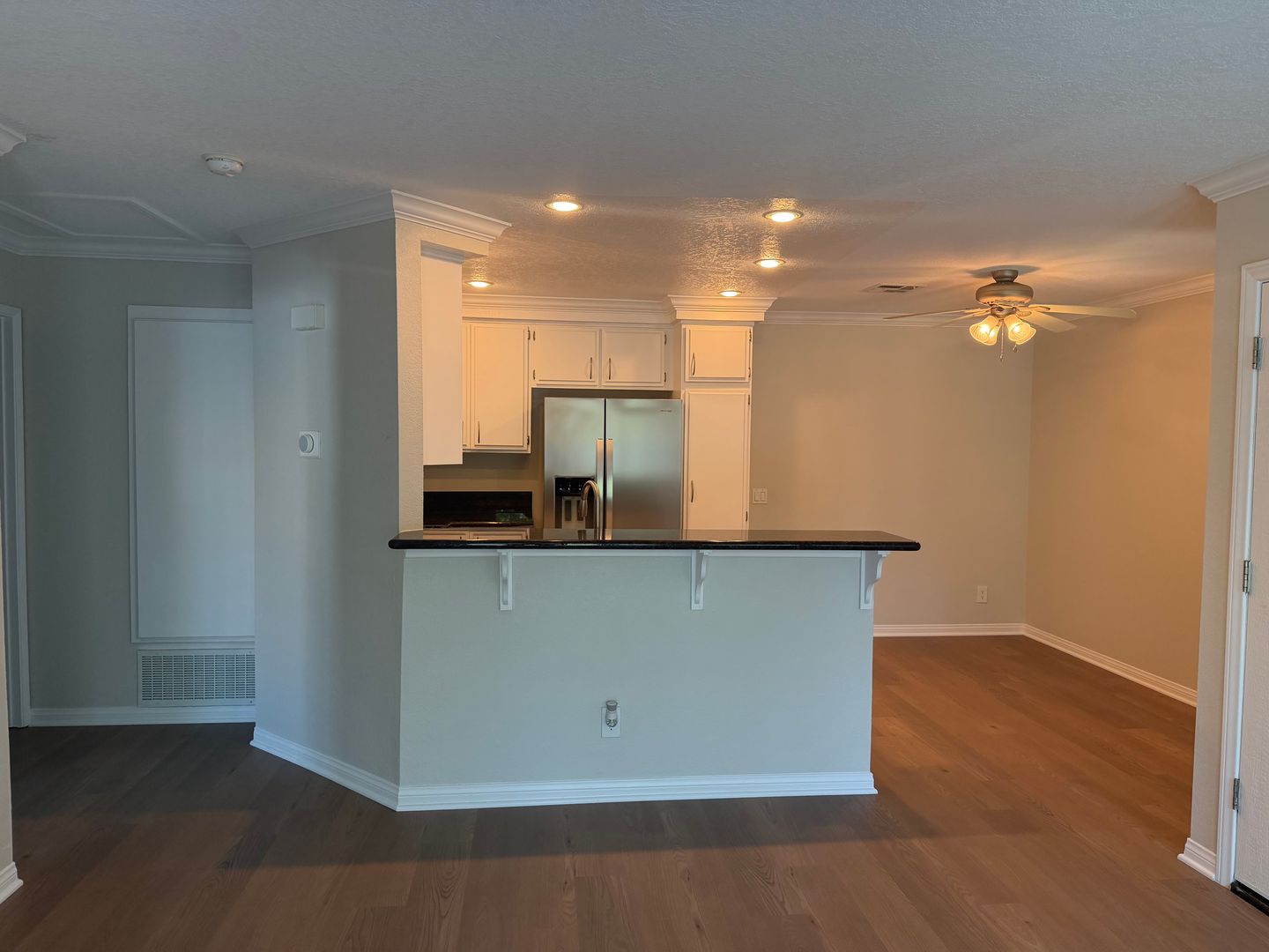 Azusa Apartment: 950 W. Sierra Madre Avenue