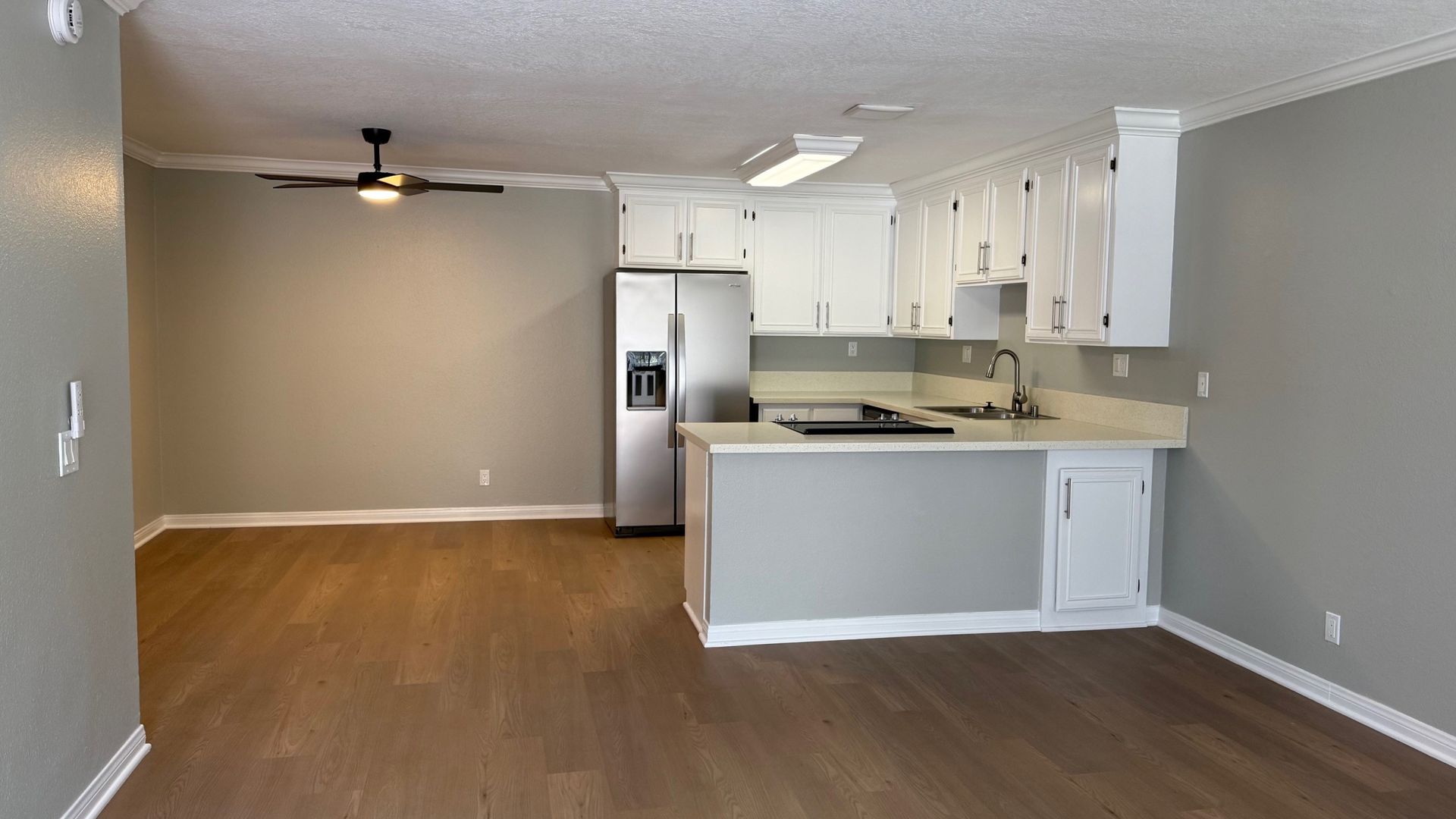 Anaheim Apartment: 2880 W. Ball Road