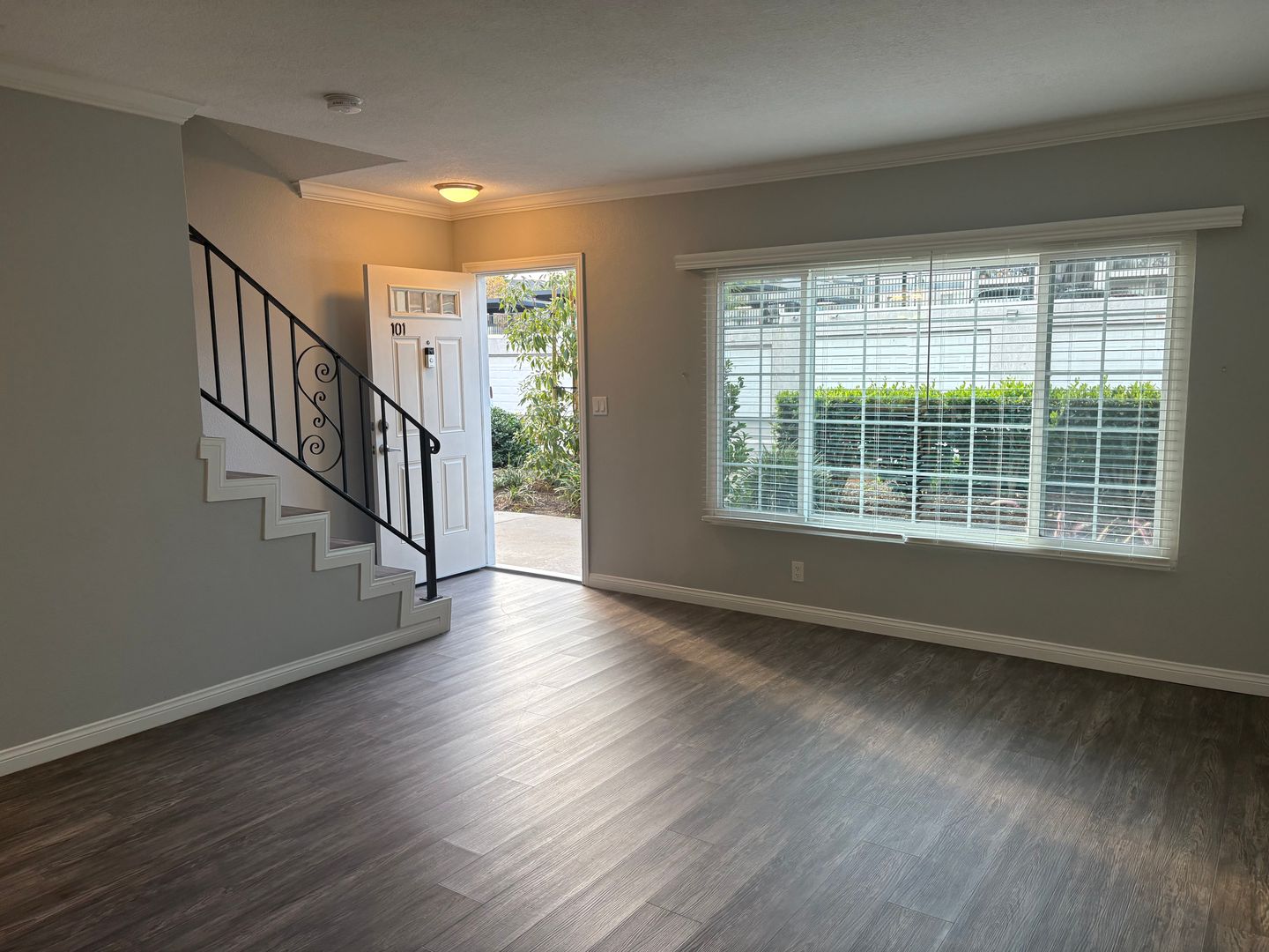 Yorba Linda Apartment: 18700 Yorba Linda Blvd.