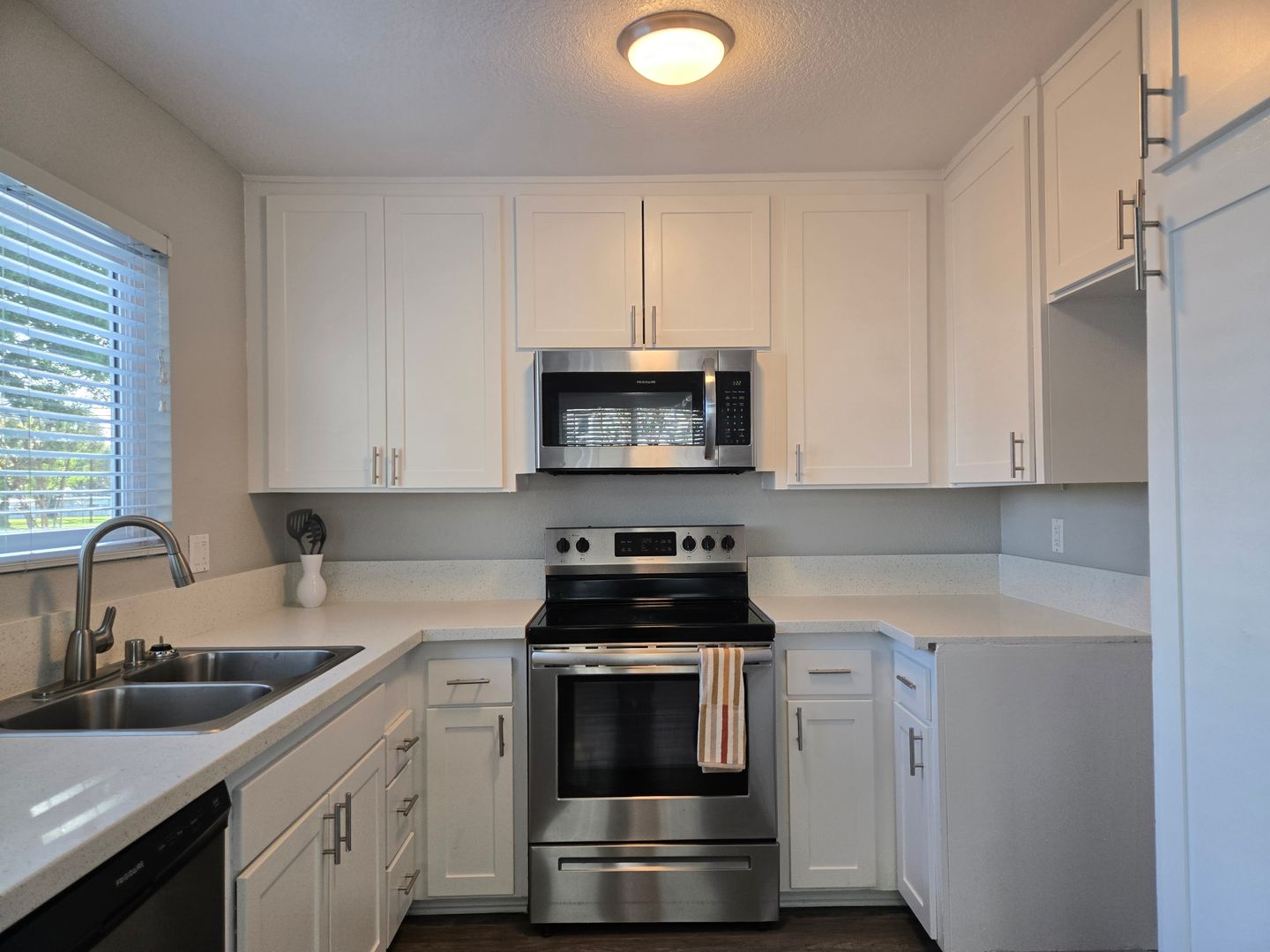 Ontario Apartment: 1352 West 5th Street