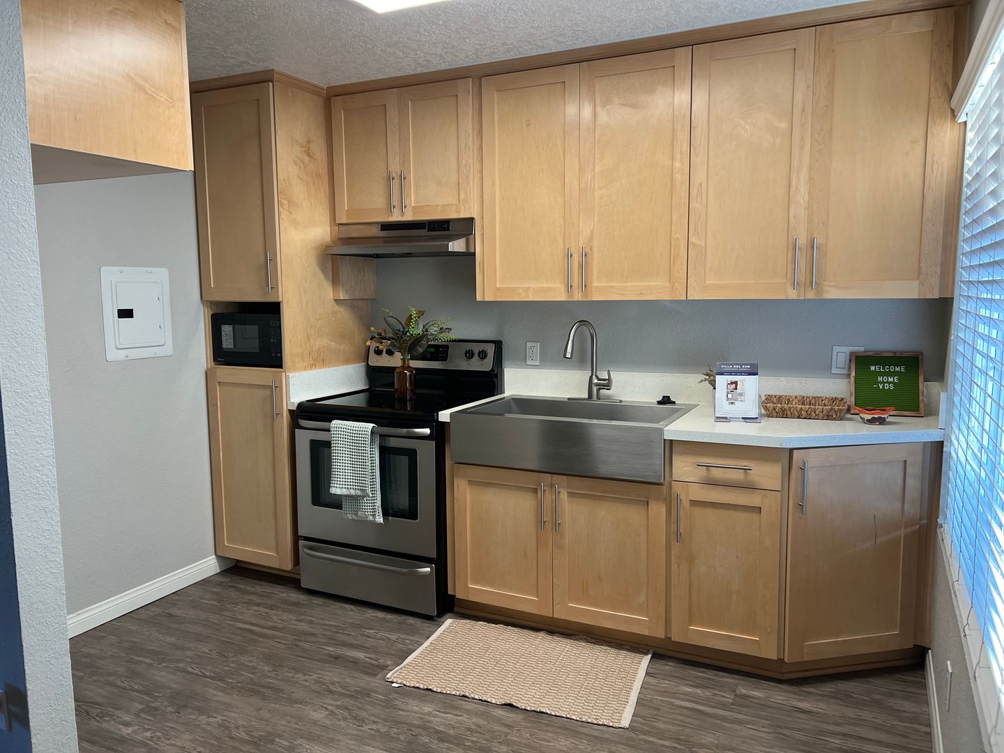 Santa Ana Apartment: 2701 W. McFadden Ave.