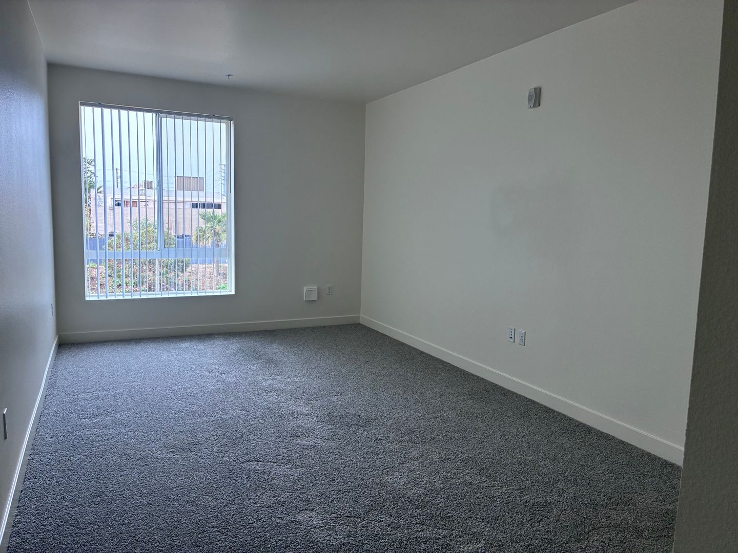 128 - Mission Lofts 4 of 6