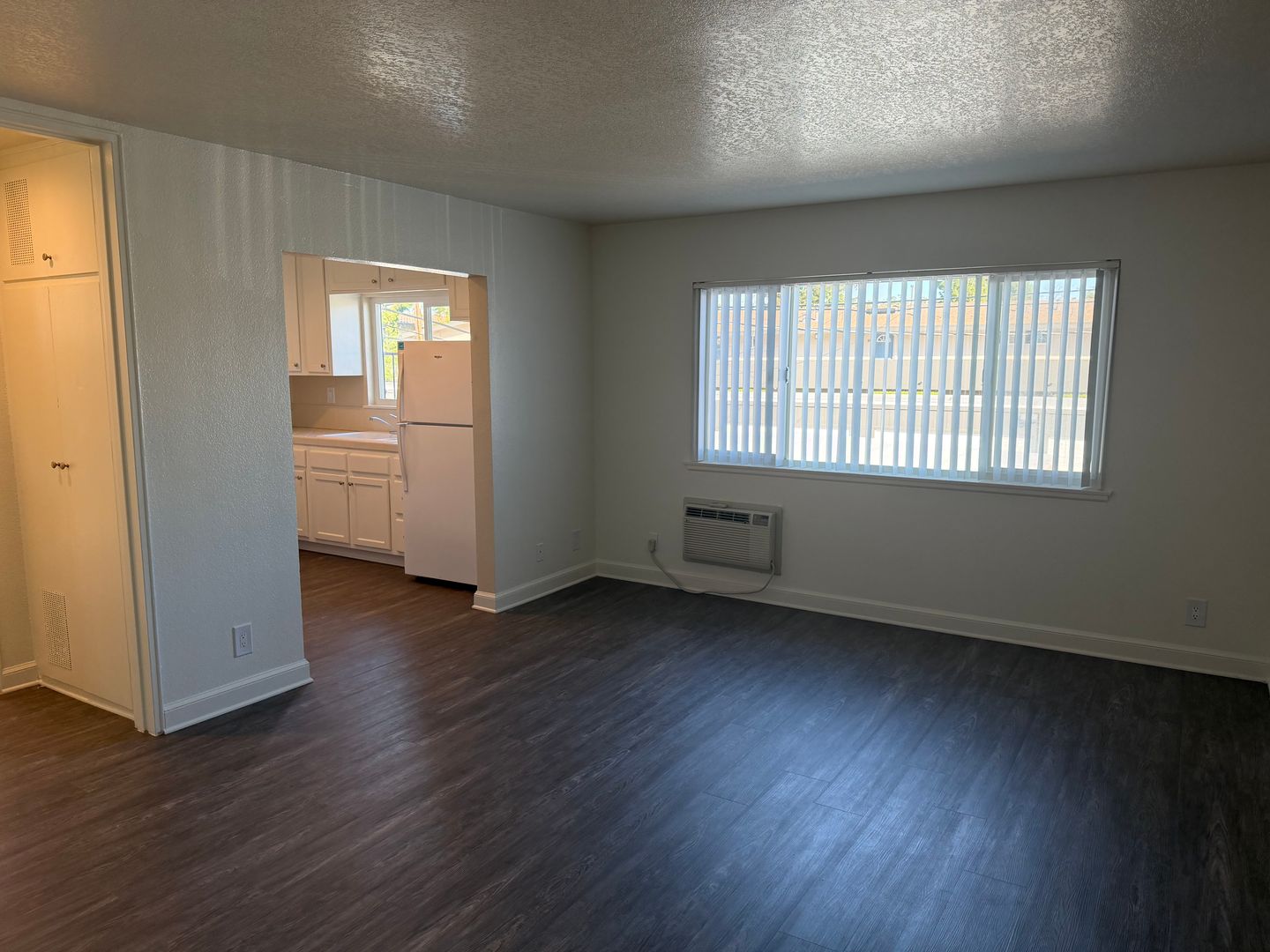 Lakewood Apartment: 4907 1/4 Hayter Avenue
