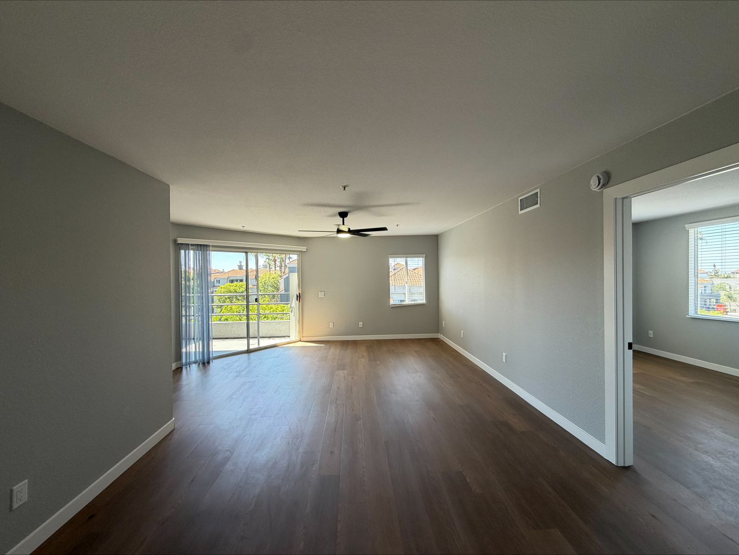 Costa Mesa Apartment: 2855 Pinecreek Drive