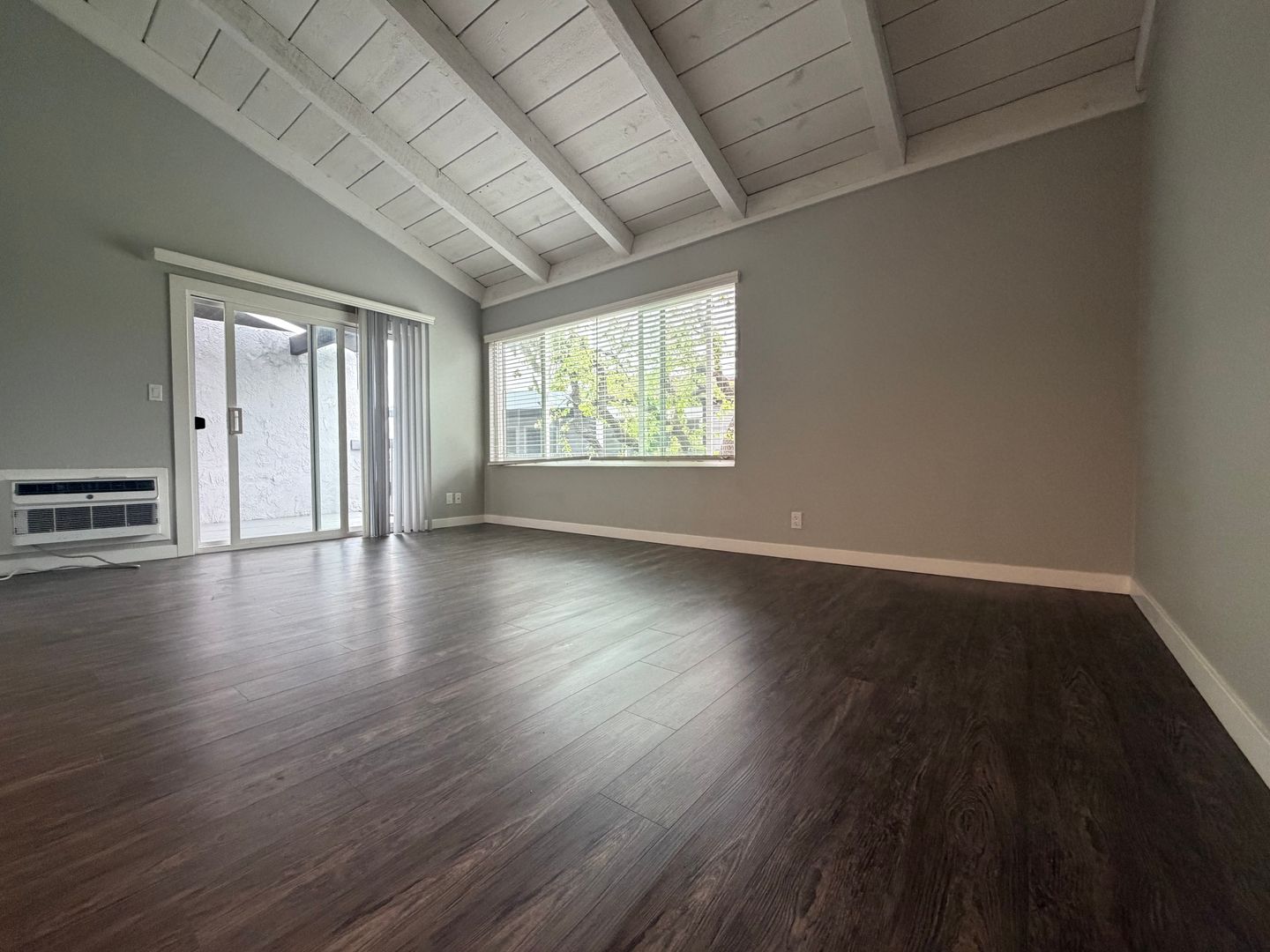 Westminster Apartment: 14221 Edwards Street