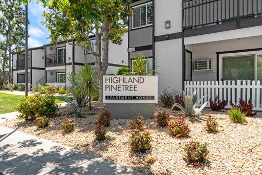 Highland Pinetree | Veranda | 2 Bed 1 Bath | Upstairs – photo 1