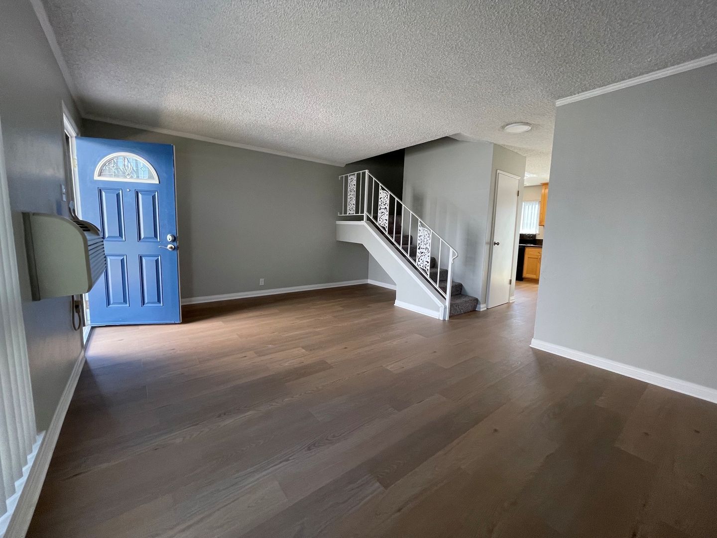 Santa Ana Apartment: 811 S. Fairview