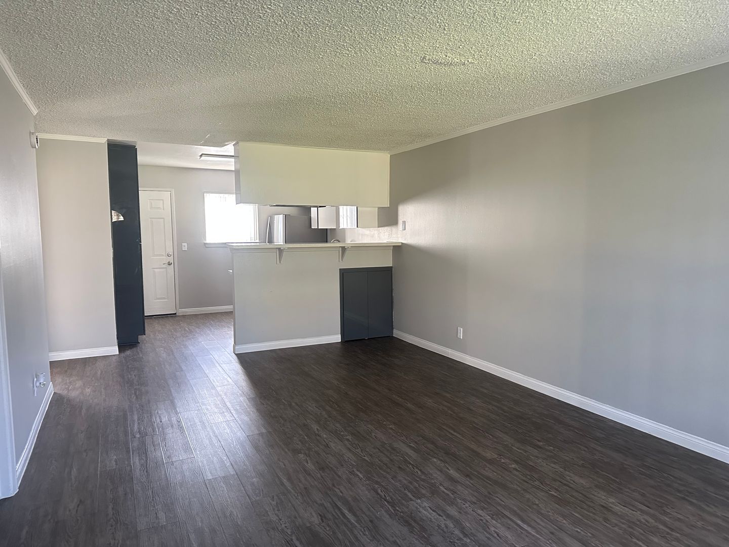 Santa Ana Apartment: 811 S. Fairview