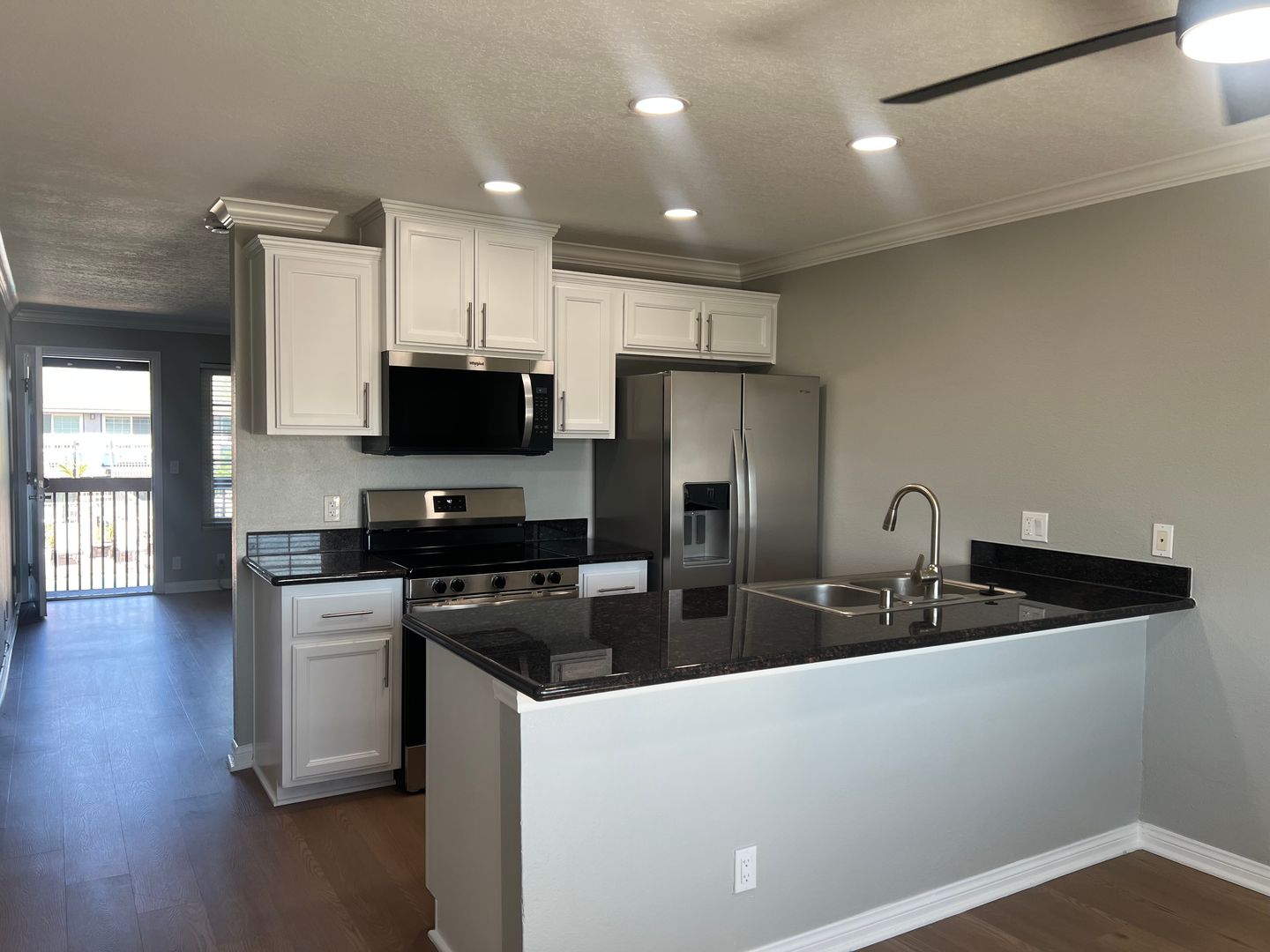 Anaheim Apartment: 2704 W. Ball Road