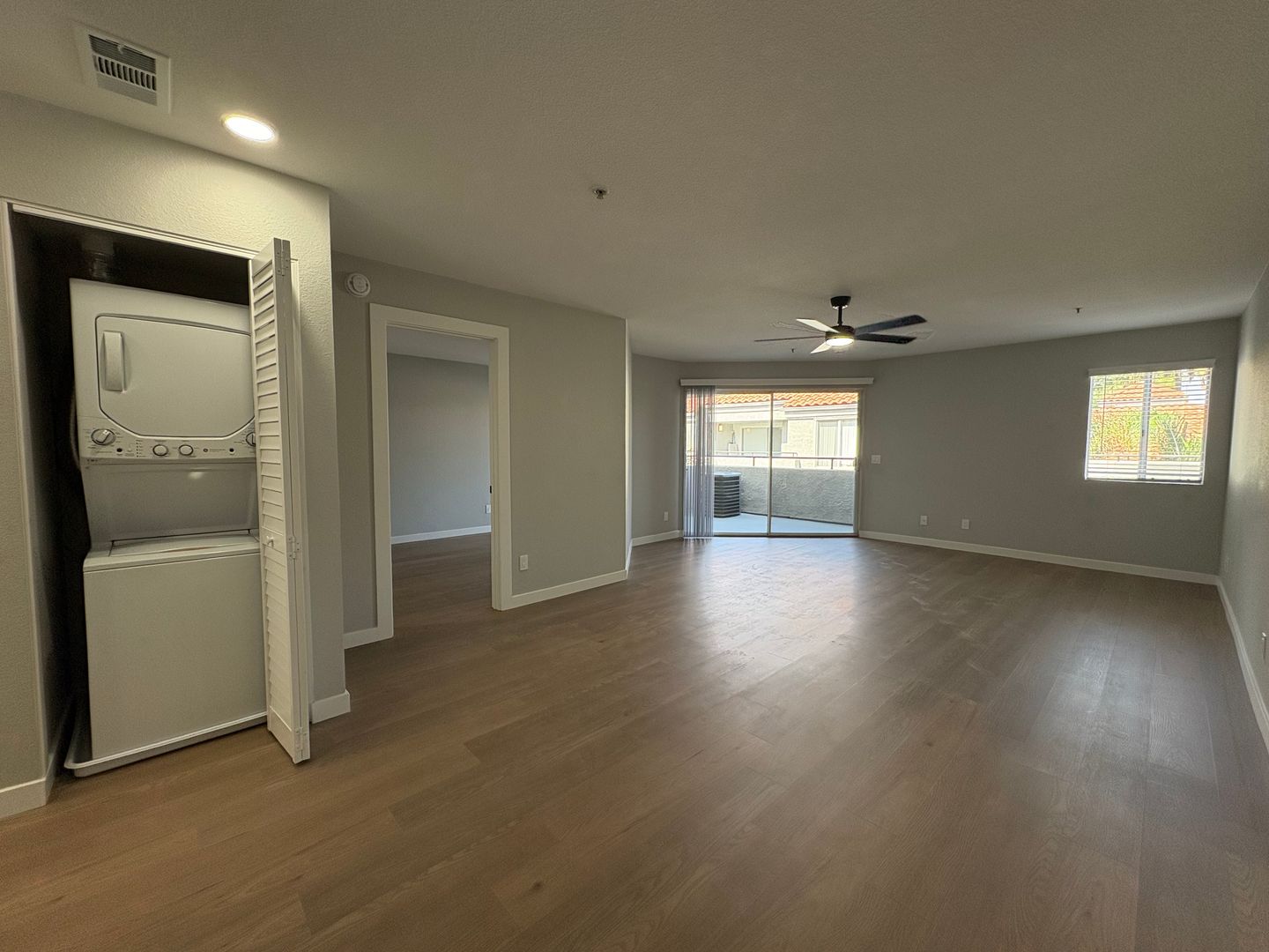 Costa Mesa Apartment: 2855 Pinecreek Drive