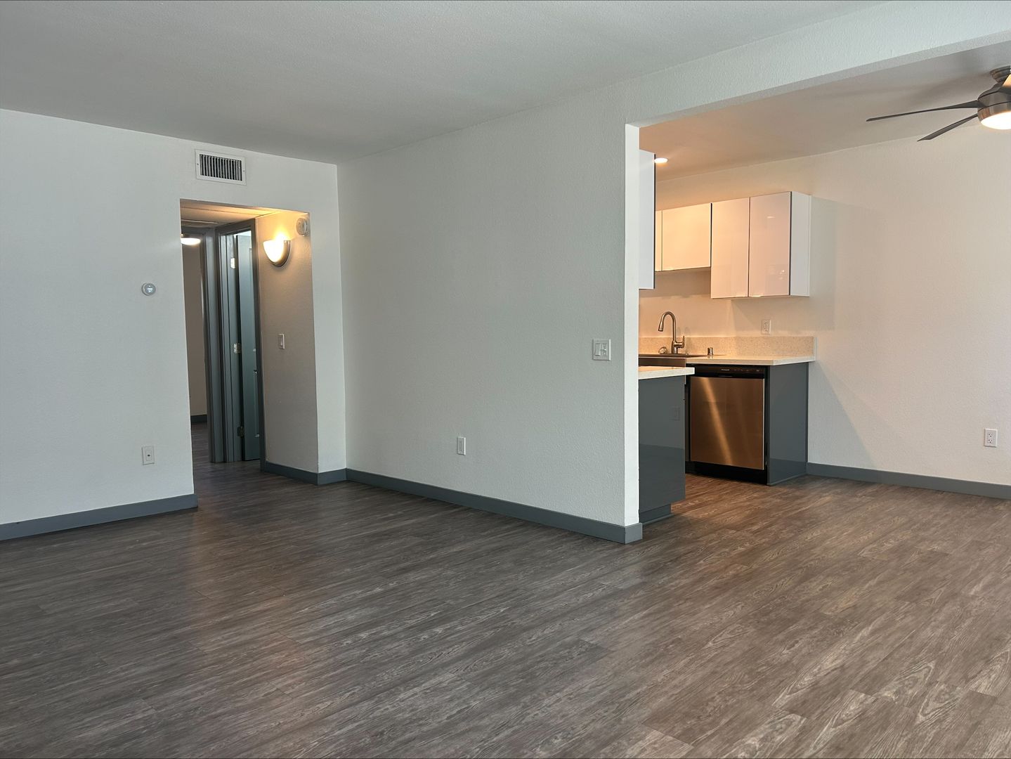 Fullerton Apartment: 2656 Associated Road