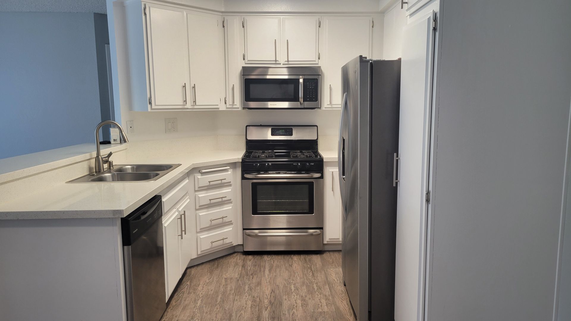 Azusa Apartment: 950 W. Sierra Madre Avenue