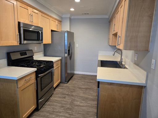 The Evergreens | 2 Bed 1 Bath | Single Story – photo 1